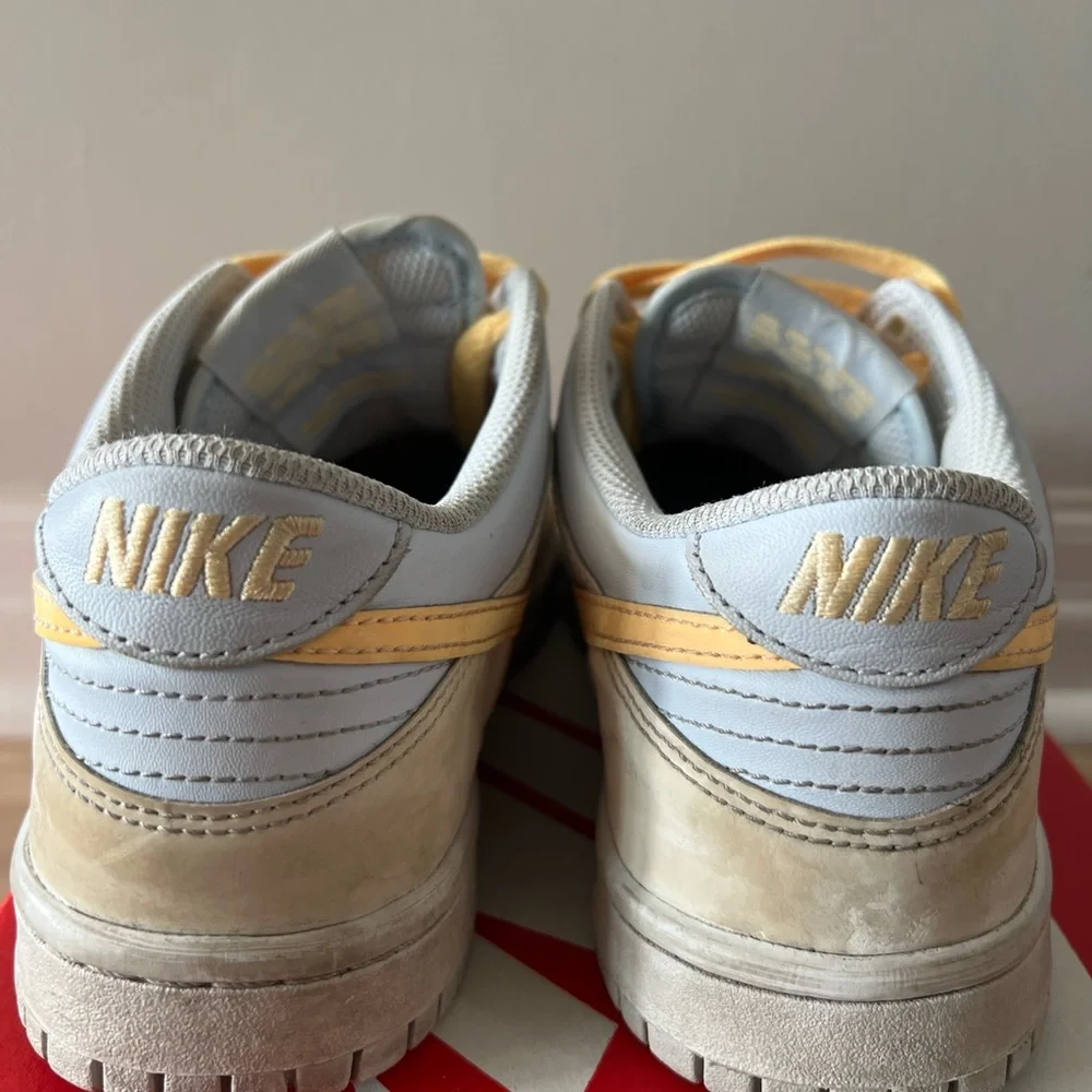 Nike Dunk Low GS - Pale Ivory and Melon Tint - Picture 4 of 6